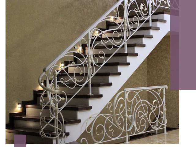Кованые лестницы под ключ в Шадринске — изготовление и монтаж