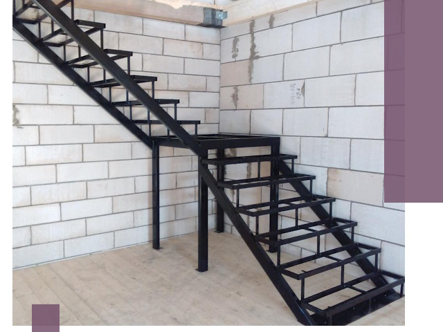 Лестницы на металлокаркасе под ключ в Шадринске — изготовление и монтаж