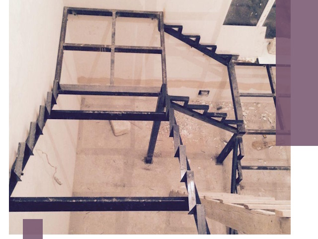 Монтаж лестниц на металлокаркасе в Шадринске быстро и качественно