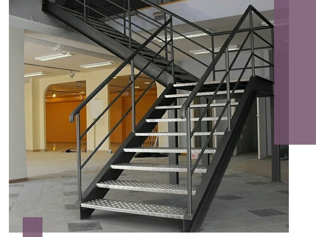 Лестницы для офиса в Шадринске: изготовление, монтаж, демонтаж