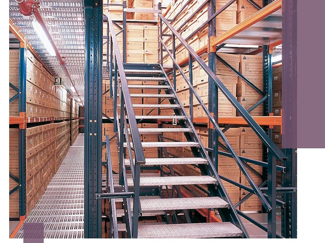 Лестницы складские прочные и безопасные под ключ в Шадринске