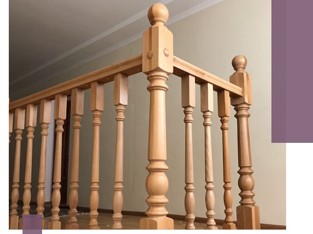 Деревянные перила на заказ в Шадринске: монтаж и изготовление