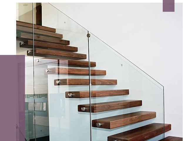 Стеклянные перила для лестницы в Шадринске от 14994 руб.