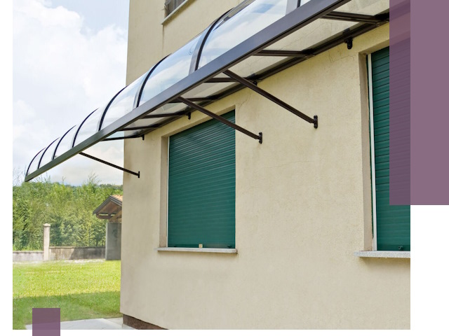 Козырьки над окнами в Шадринске — изготовление и монтаж по выгоде