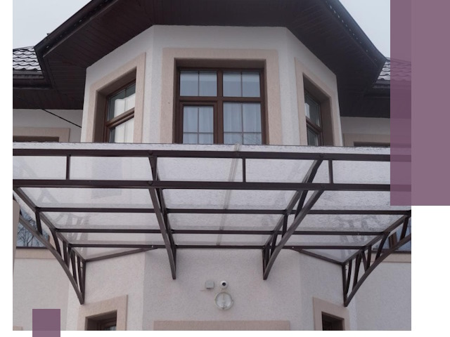 Козырьки из поликарбоната под ключ в Шадринске